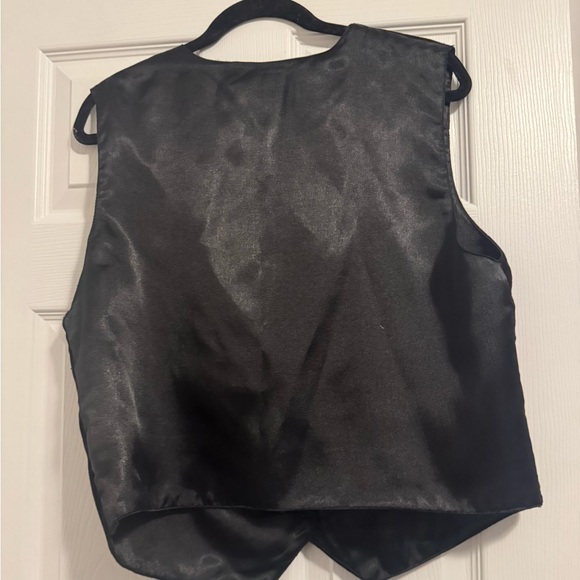 Vintage Tantrums Festive Black Christmas Vest with Red Stockings - Picture 4 of 4